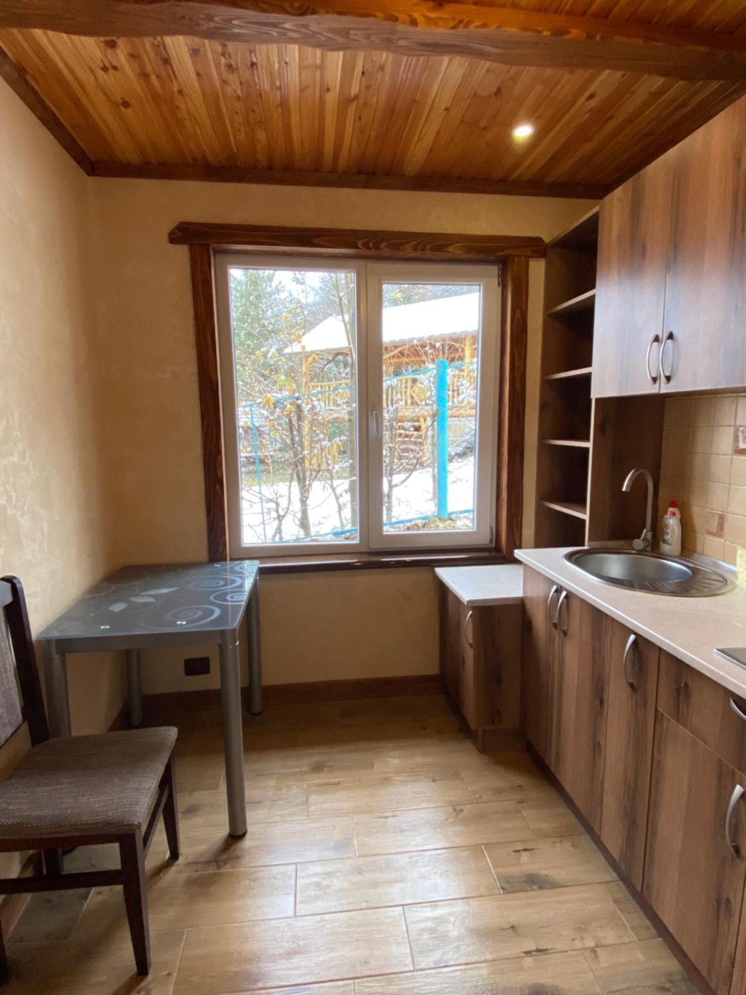 Лучка Villa Mykulytjyn Exteriör bild